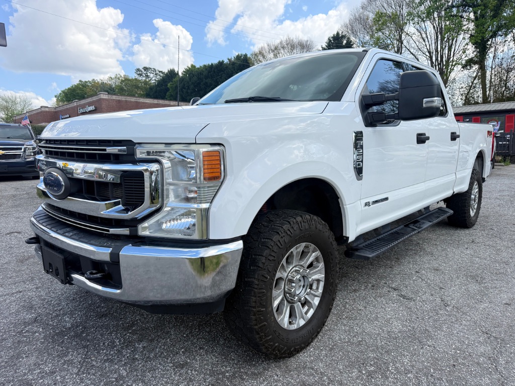 2020 Ford F-250 XLT 4x4 Crew Cab 6-3/4' Box's photo