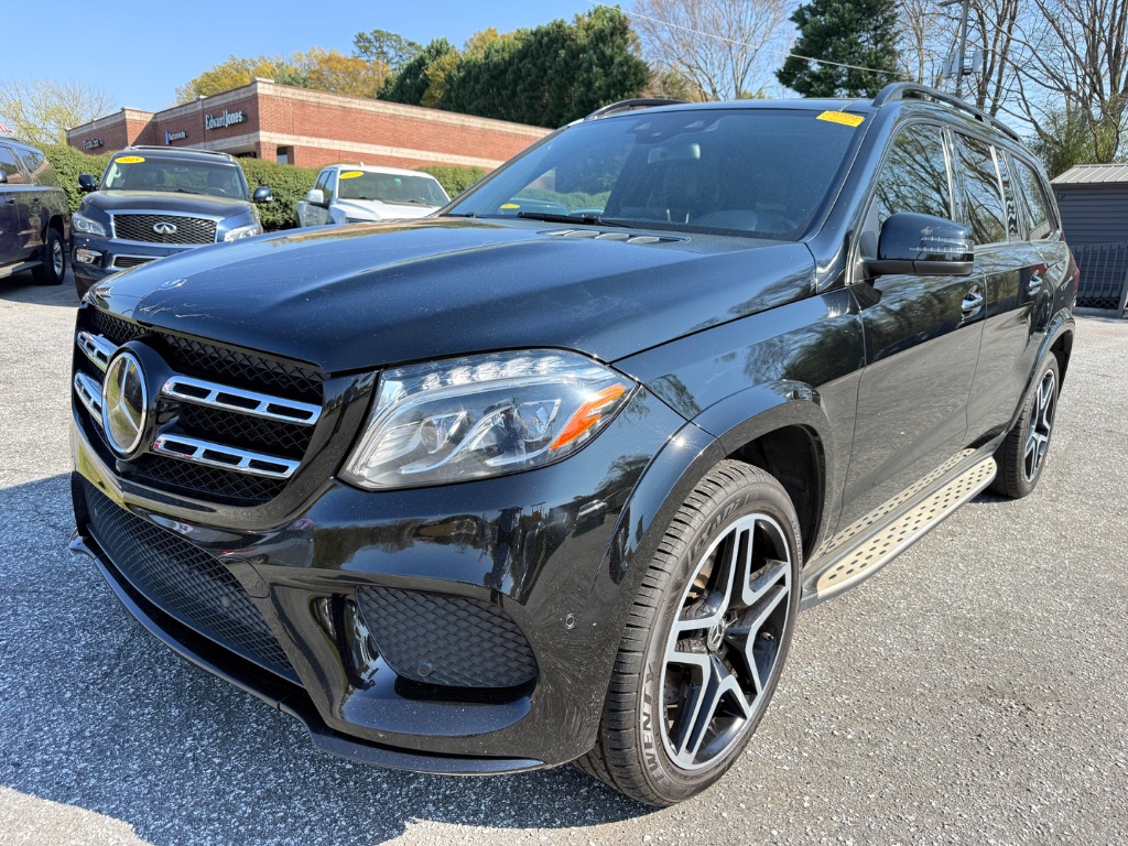 2017 Mercedes-Benz GLS GLS550's photo