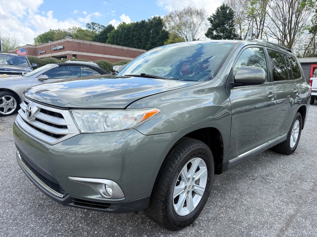 2011 Toyota Highlander's photo