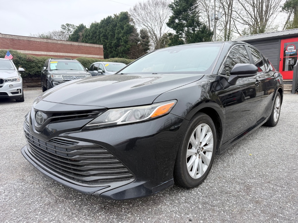 2019 Toyota Camry 2.5 Auto LE's photo